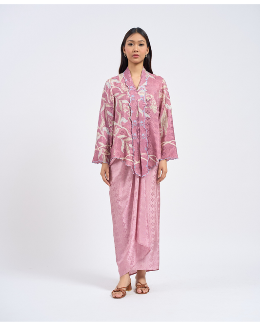 Juwita Kebaya Pendek in Purple