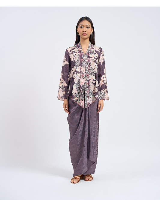 Juwita Kebaya Pendek in Grey