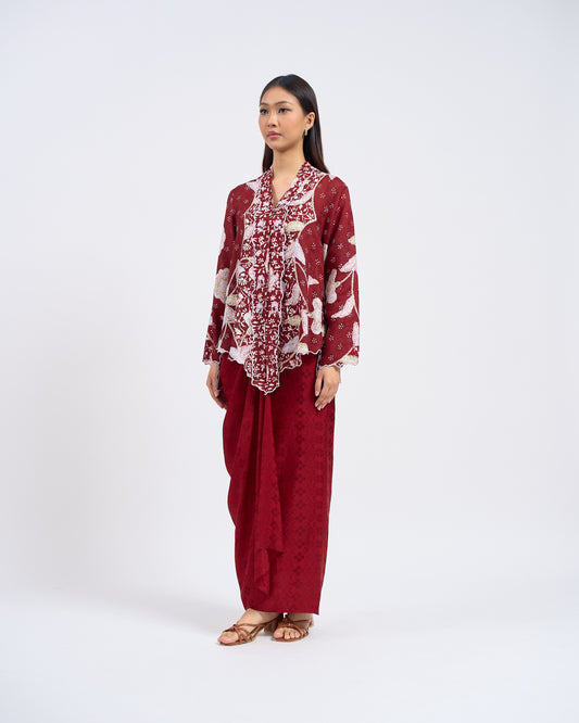 Juwita Kebaya Pendek in Maroon