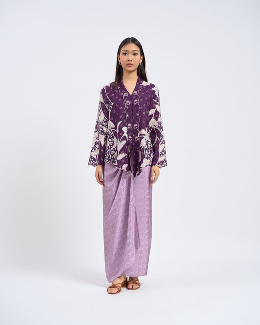Juwita Kebaya Pendek  in Purple