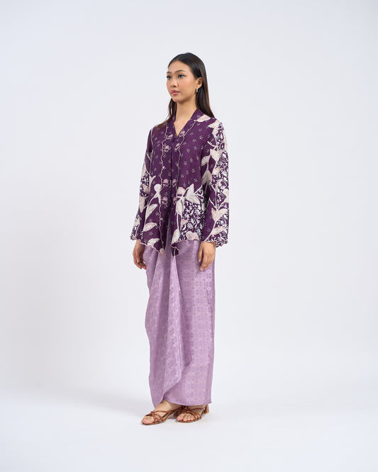 Juwita Kebaya Pendek  in Purple