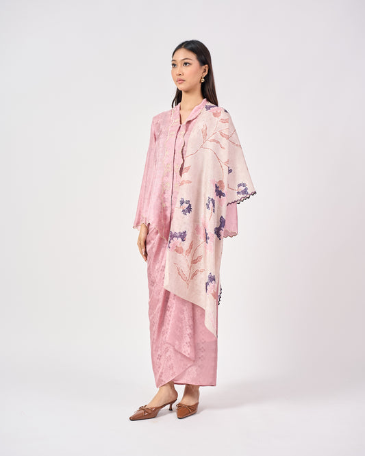 Juwita Kebaya Pendek Selendang in Pink