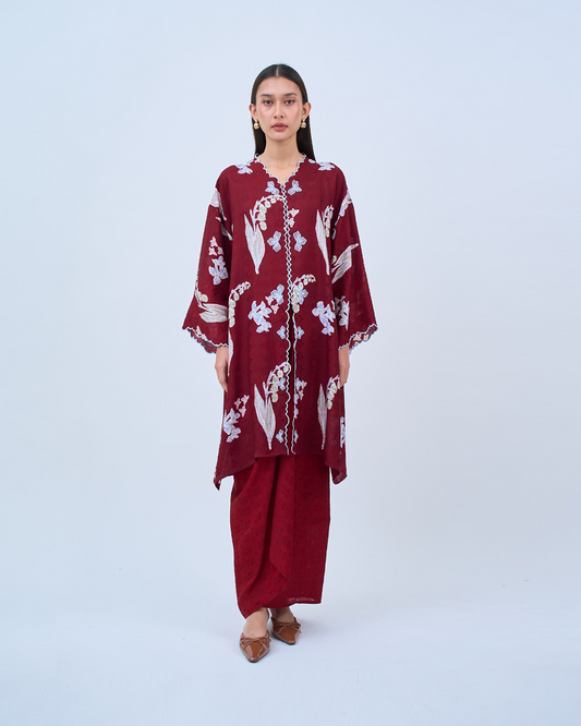 Khadeeja Kebarung in Maroon