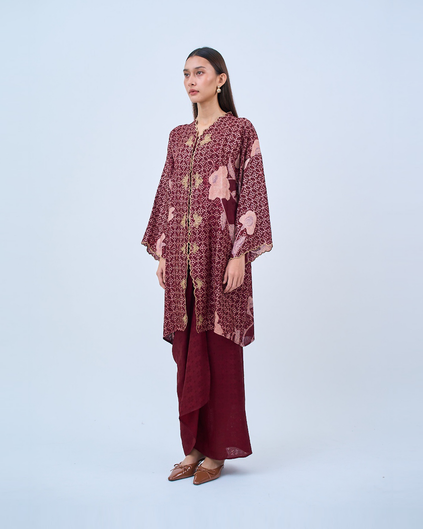 Khadeeja Kebarung in Maroon