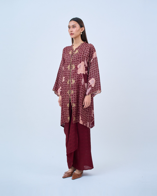 Khadeeja Kebarung in Maroon