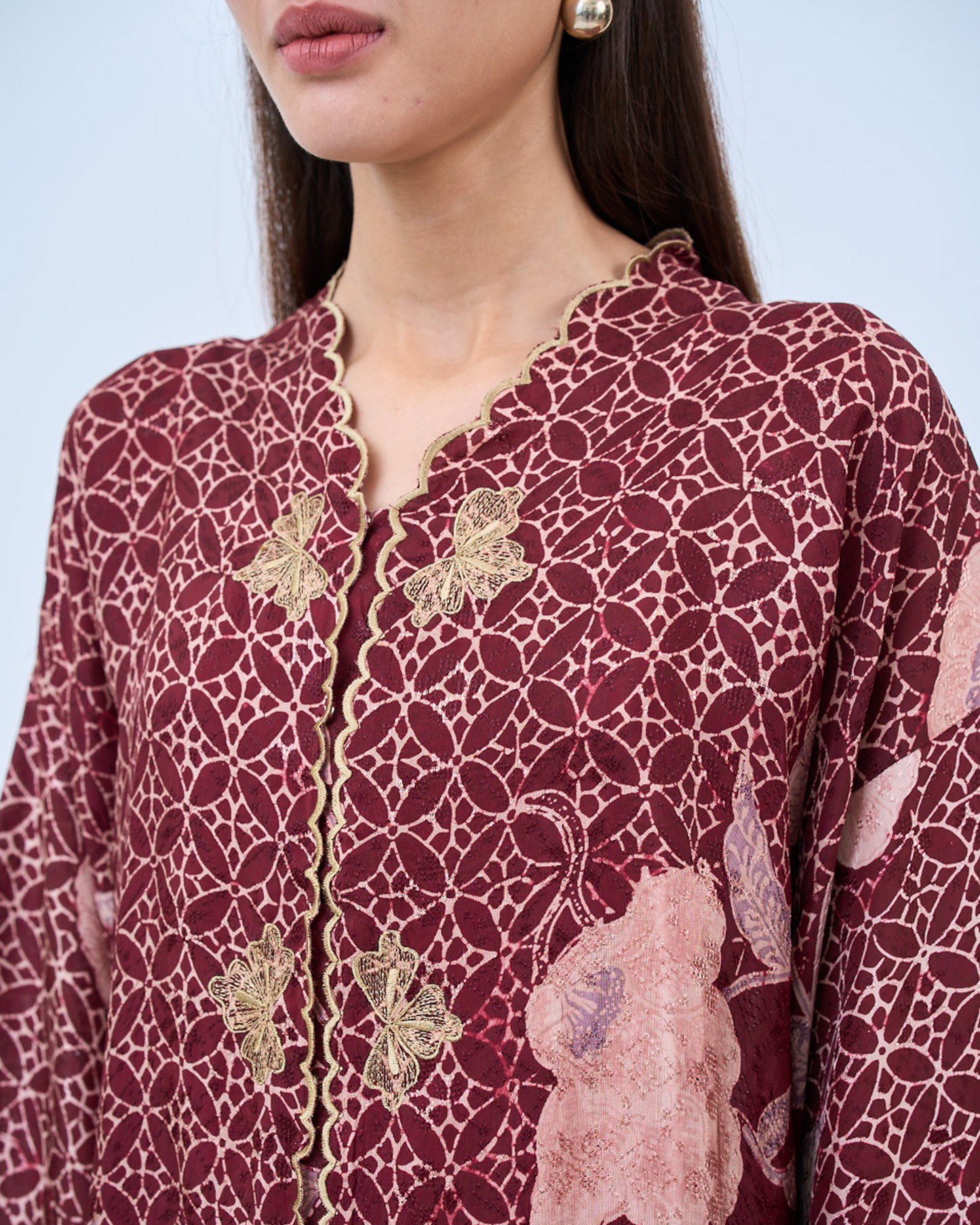 Khadeeja Kebarung in Maroon