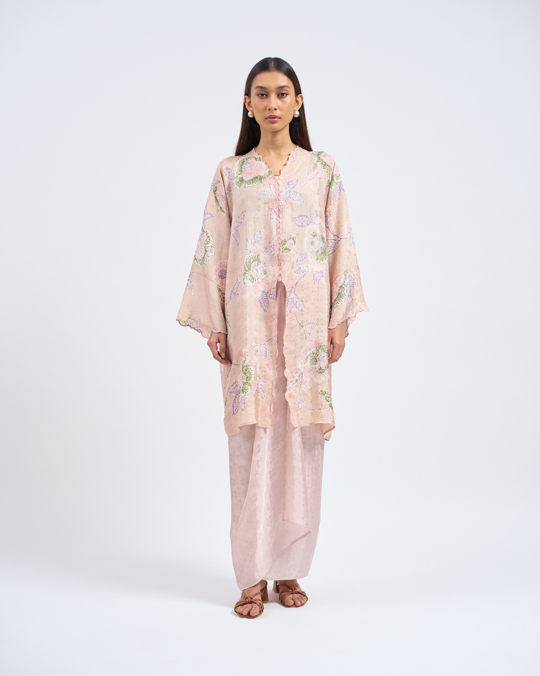 Khadeeja Kebarung in Pink