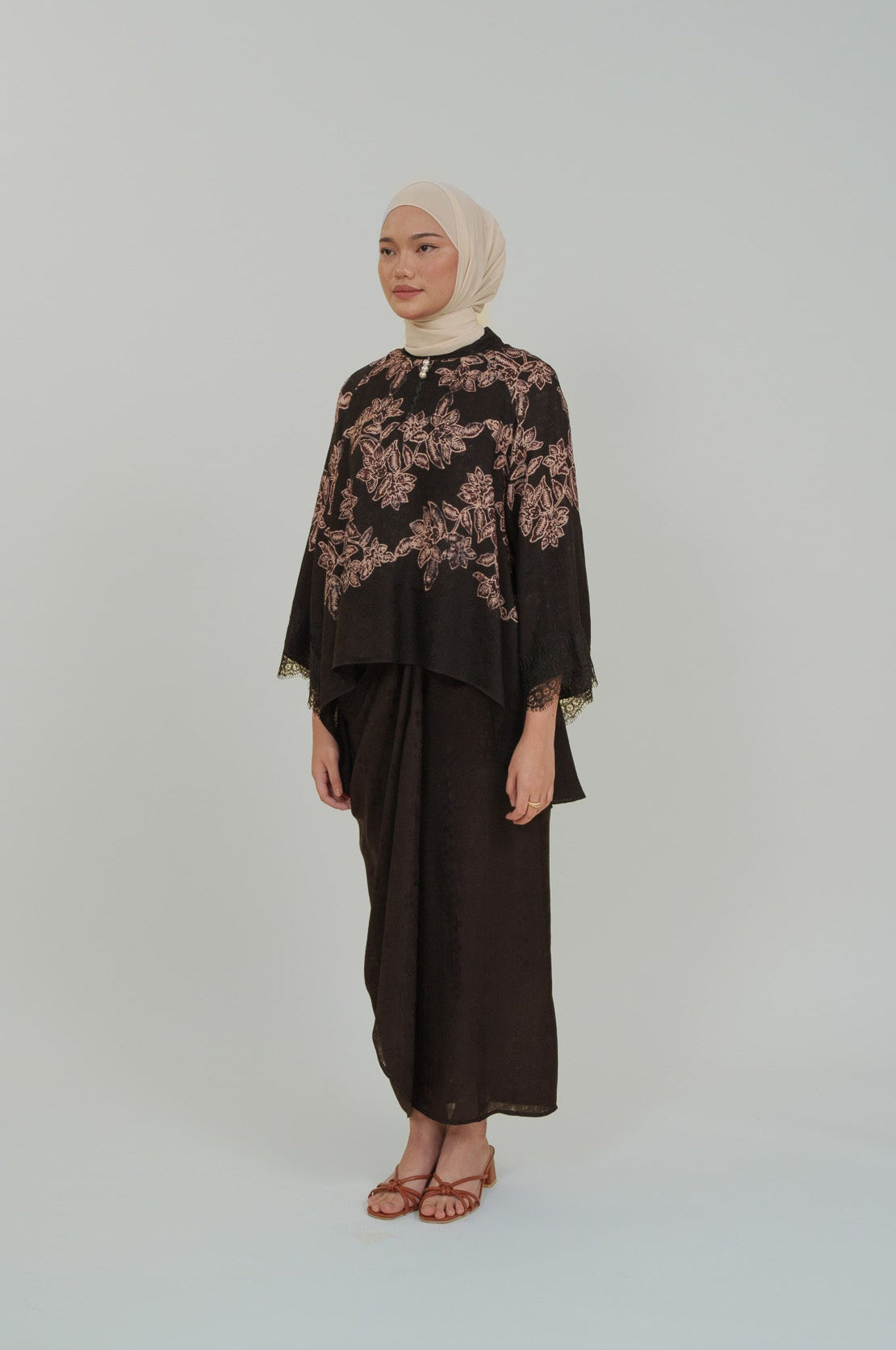 Kurung Moden AYANA (05-22 BRW)