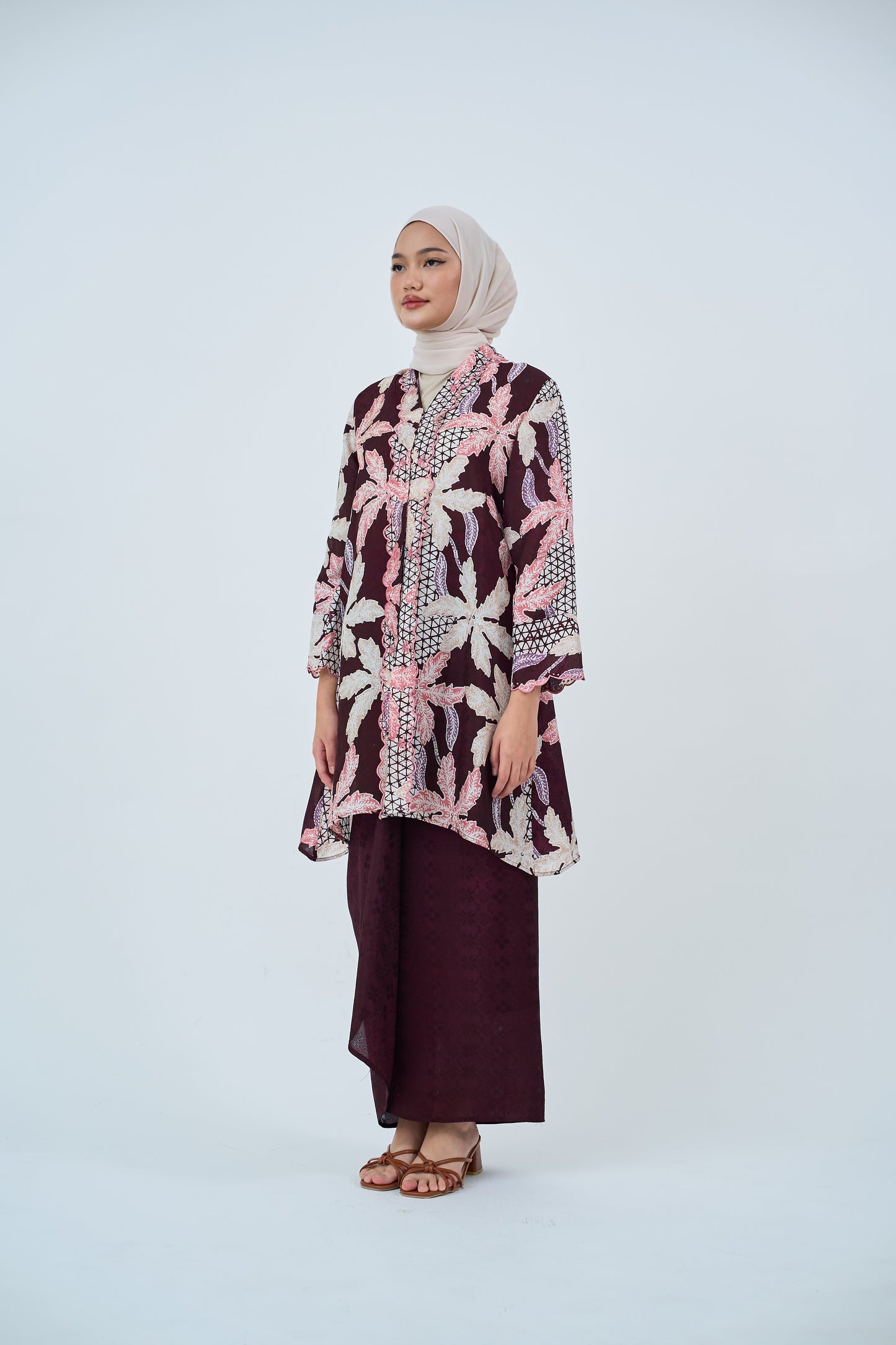 Kebarung Moden WARDAH