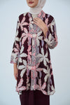 Wardah Kebarung in Burgundy