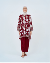 Wardah Kebarung in Maroon