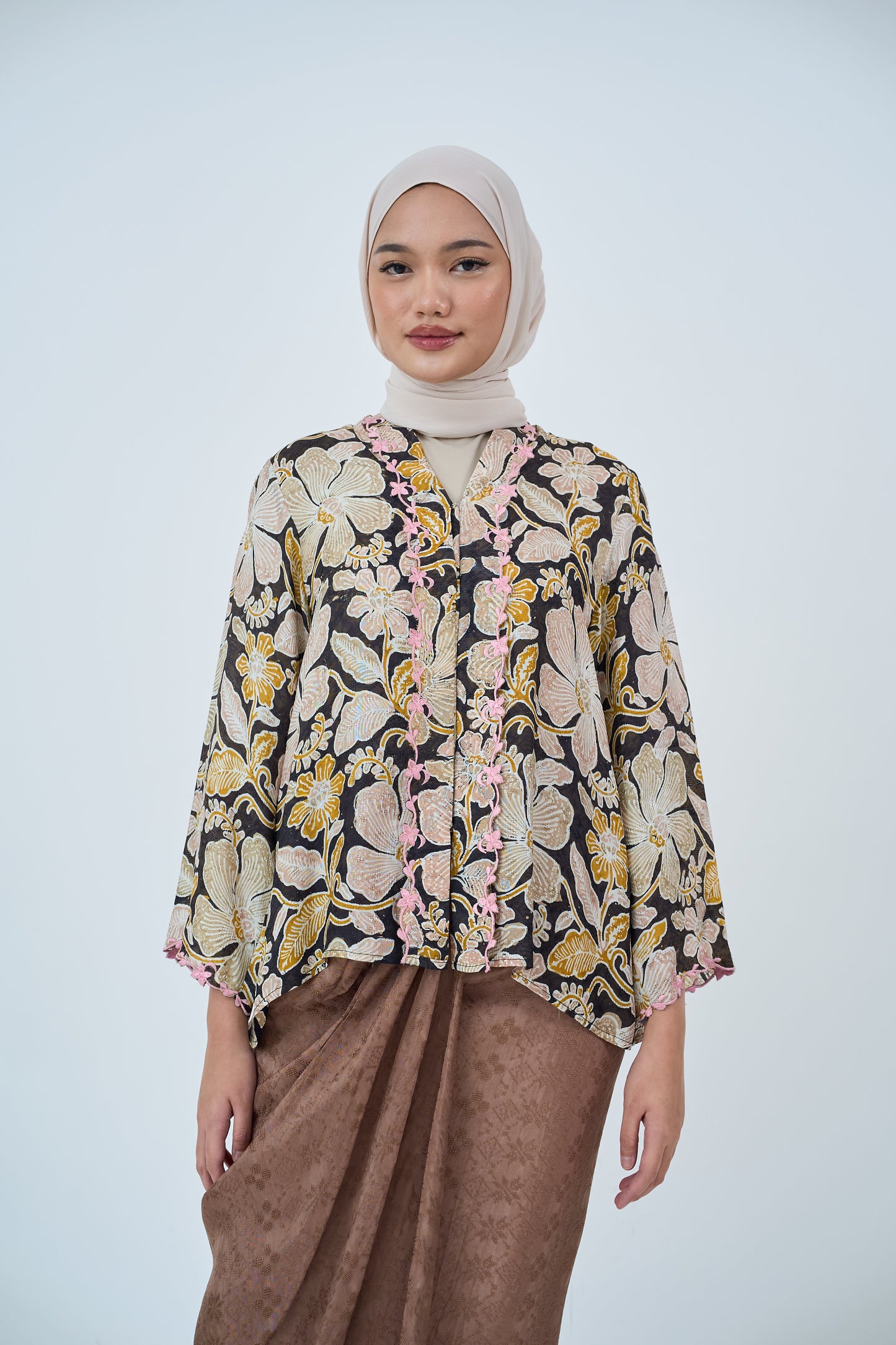 Kebarung Moden WARDAH PENDEK (05-312 BRW)