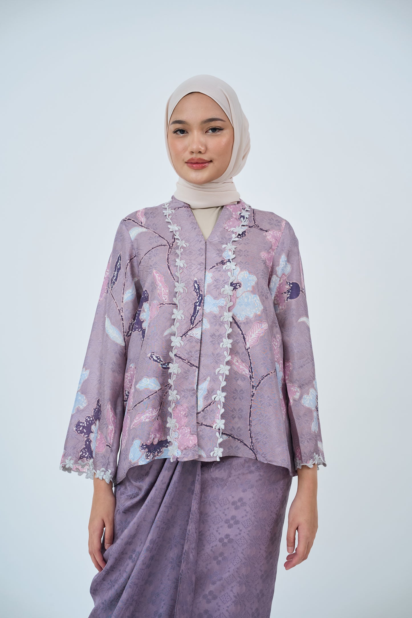 Kebarung Moden WARDAH PENDEK (05-323 PPL)