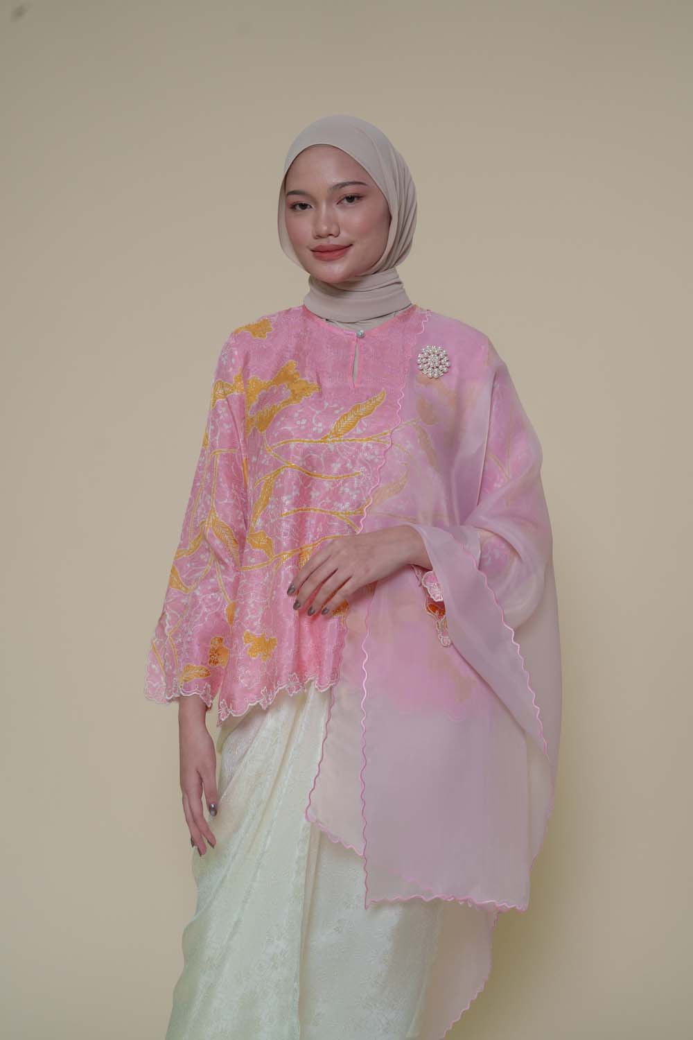 Kurung Pendek Sulam SARINA (05-30 PNK)