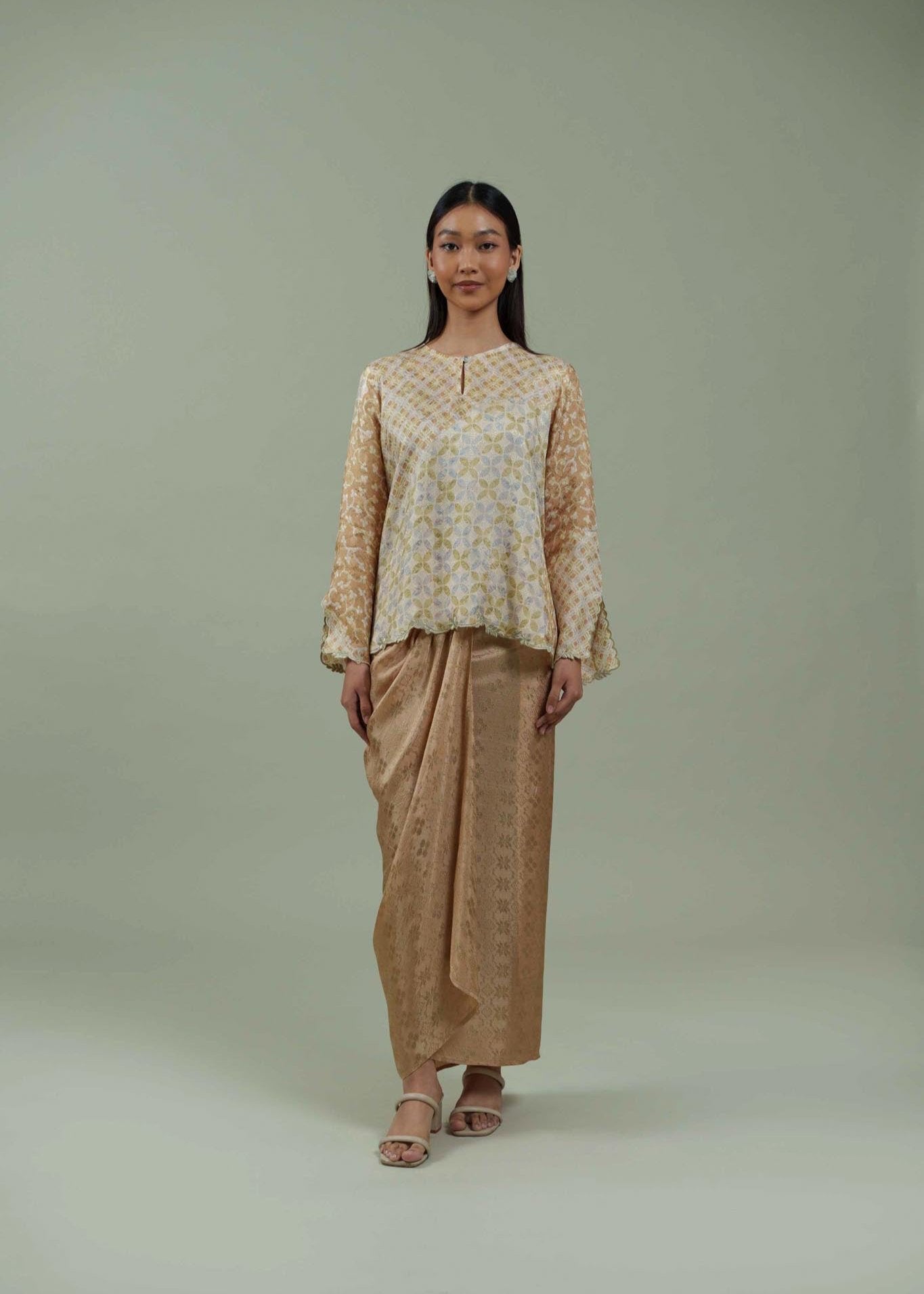 Kurung Pendek Sulam SARINA 05-03 YLW