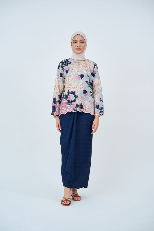 Kurung Pendek Sulam SARINA