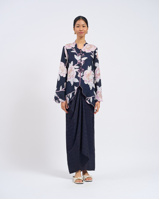 Sofea Kebaya Pendek in Blue