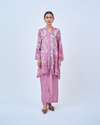 Wardah Kebarung in Pink