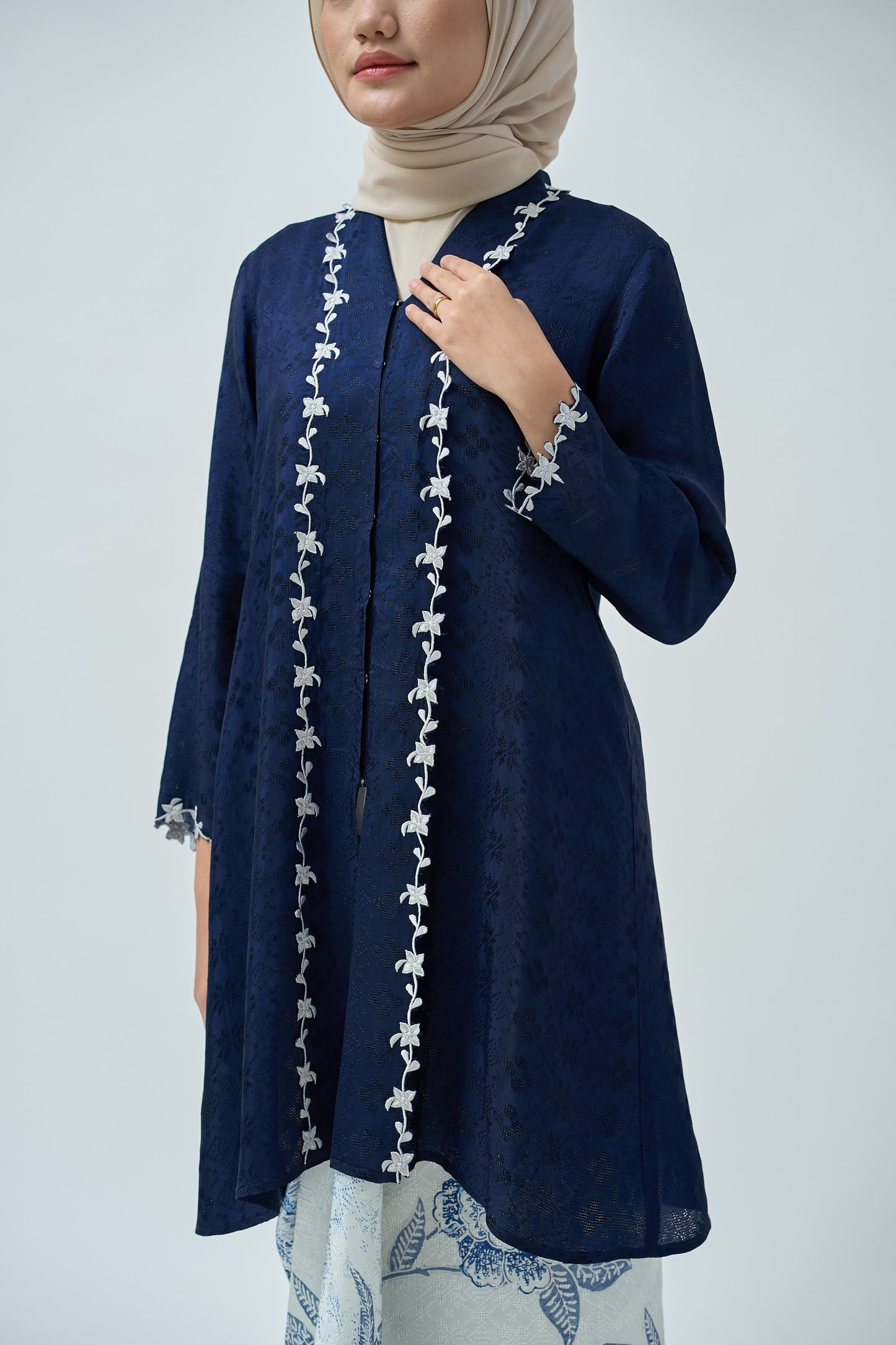 Kebarung Moden WARDAH (05-129 BLU)
