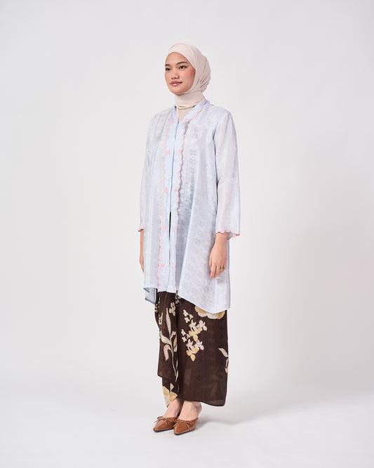 Wardah Kebarung  in Blue