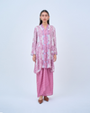Wardah Kebarung in Pink