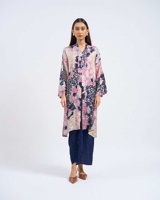 Wardah Kebarung in Blue