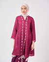 Wardah Kebarung  in Burgundy