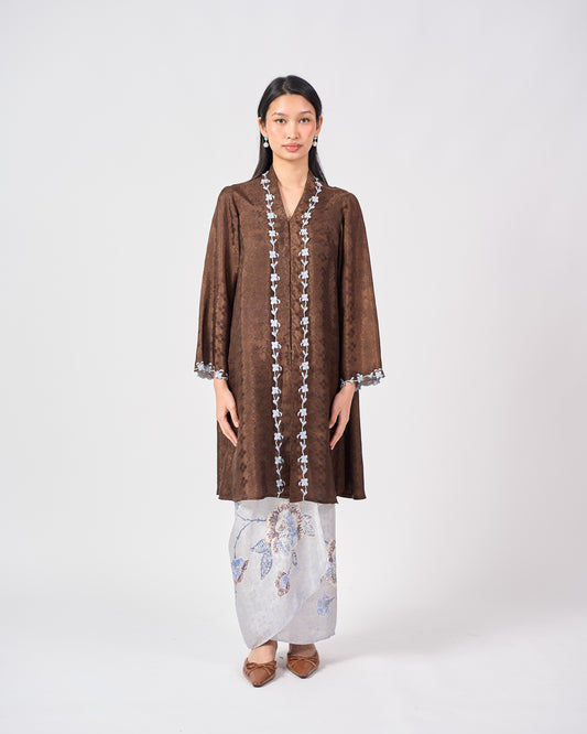 Wardah Kebarung  in Brown