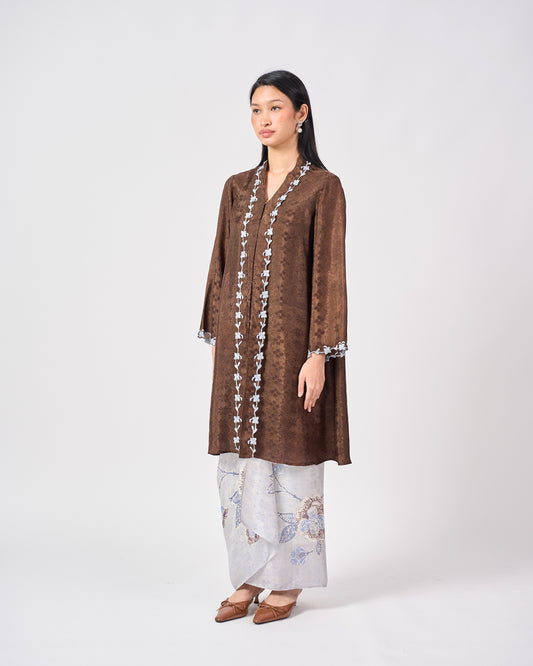 Wardah Kebarung  in Brown
