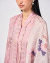 Wardah Kebarung in Pink