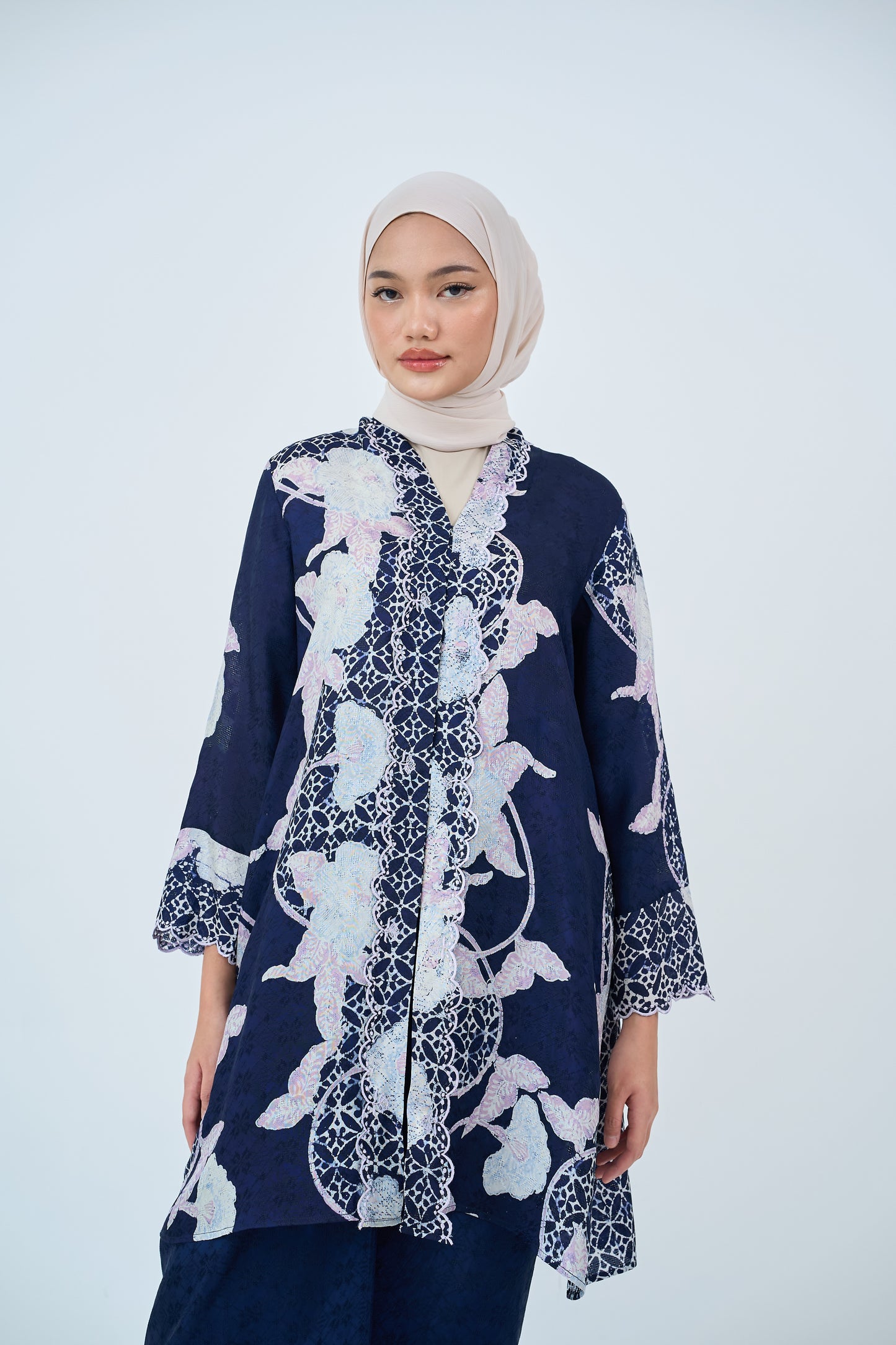 Kebarung Moden WARDAH